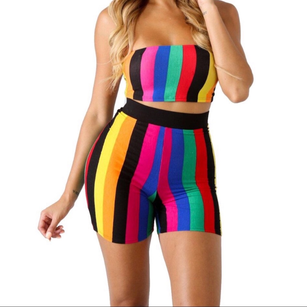 Last 1 Body-con Colorful striped short 2 piece set